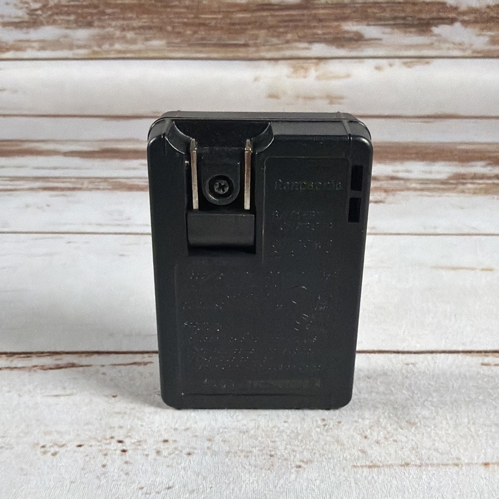 ORIGINAL Panasonic Lumix DE-A65 Original OEM Digital Camera Battery Wall Charger - Picture 2 of 2